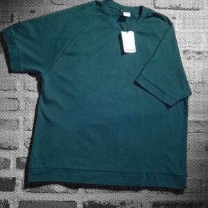 Polera Bershka Verde Tipo Sudadera | Ropa Urbana y Moderna